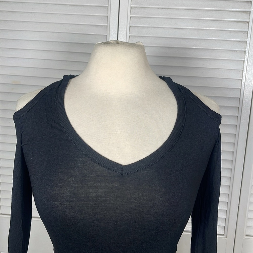Y2K. Miss Trendy Paris. Top size: Large. Stretch. - Picture 5 of 9